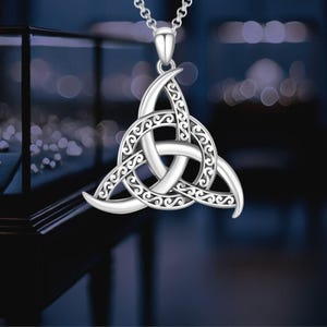 Witches Knot Necklace 925 Silver Triquetra Wiccan Celtic Knot Jewelry Pendant Necklace For Women