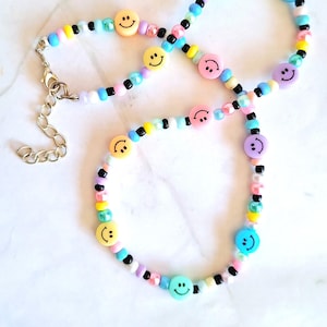 smiley face rainbow choker necklace.kawaii coquette necklace.y2k necklace harajuku,candycore jewelry.alt girl aestetic.pastel bead necklace.