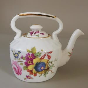 Vintage Hammersley Miniature Teapot, Bone China England, Floral Gold Trim Tiny Teapot, Collectible Mini Tea Pot, Dollhouse Decor