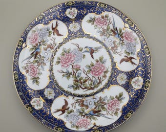 Plato vintage de porcelana japonesa de 20 cm con diseño floral de pájaro azul cobalto y dorado. Plato decorativo para exhibir. Hecho en Japón.