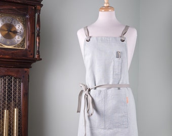 Linen Apron, Full Apron, Medium-heavy weight stonewashed Linen. Celadon color.