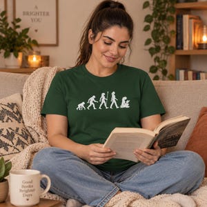 Evolution zur Leseratte Shirt | Lustiges Shirt für Bücherwürmer & Bücherliebhaber