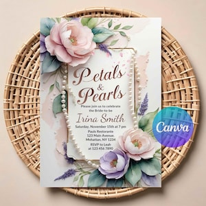 Puede incluir: Una tarjeta de invitación rectangular titulada Petals & Pearls con ilustraciones en acuarela de flores rosas y moradas, hojas verdes y un collar de perlas blancas. El texto incluye los detalles del evento para Irina Smith el 15 de noviembre.