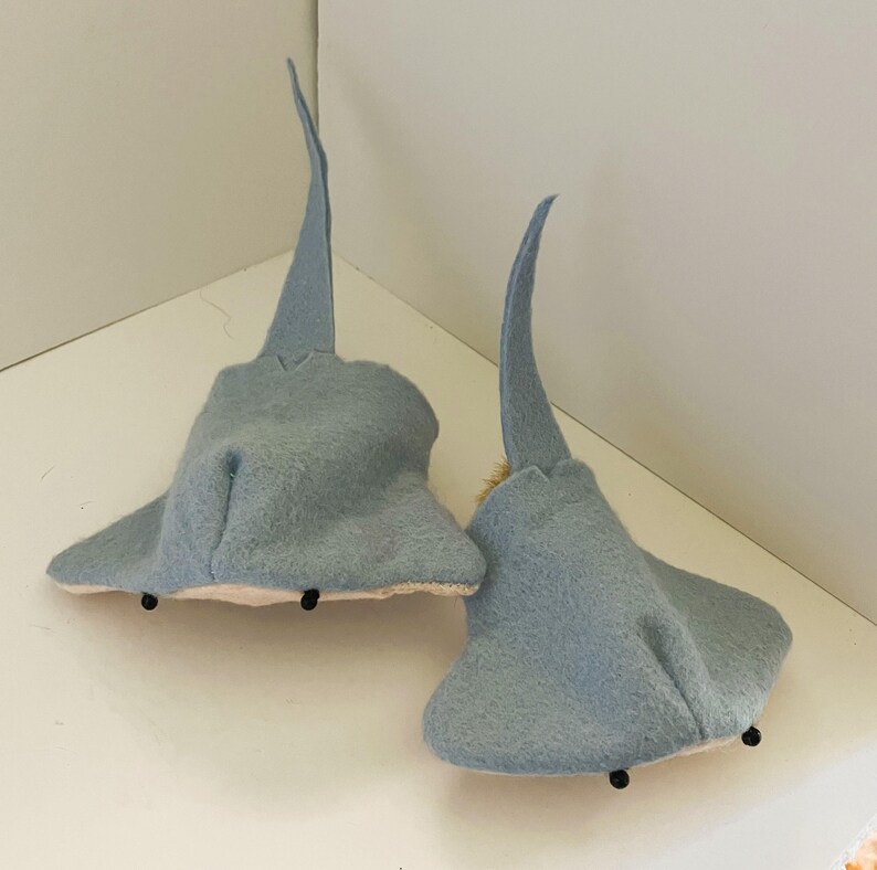 String Ray Hat Stingray Fish Sealife Outfit at the Beach Clothing for Calico Sylvanian ...