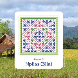 Hmong Cross Stitch Kit: Paj Ntaub Embroidery, Nplias (Blia) Design