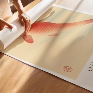 K&ouml;nnte beinhalten: Ein Druck eines roten und wei&szlig;en Fisches mit dem Text "OHARA KOSU TWO CARP" in der unteren rechten Ecke.