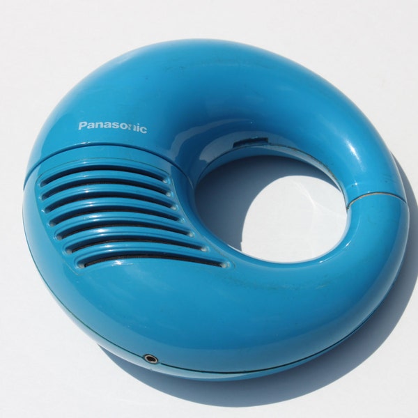 Vintage Toot A Loop Panasonic AM Transistor Radio Working Blue Color Model R-72