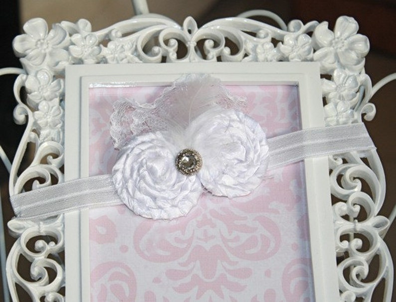 Feathers and LACE White Rosette Headband with Rhinestone Embellishment Bild 3