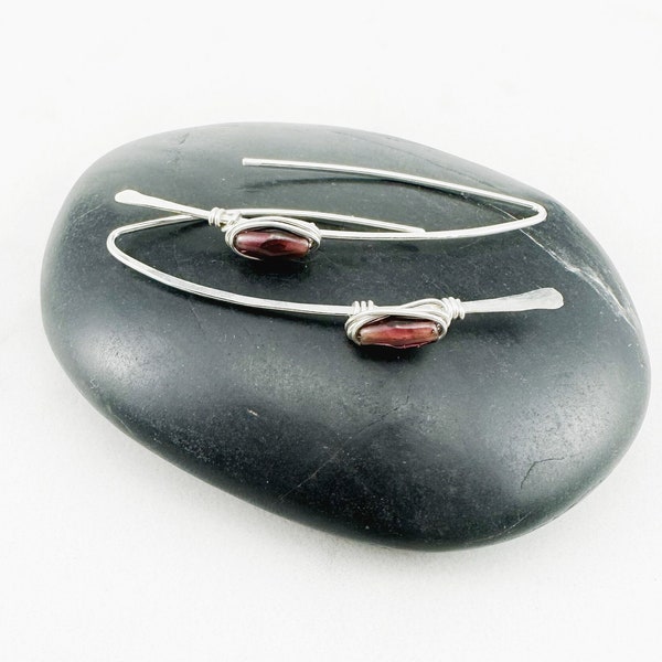 Hammered Sterling Silver and Garnet Threader Earrings, minimalist earrings, delicate earrings, January birthstone, open hoops