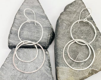 Silver Interlocking Circle Earrings, open hoop earrings, eternity rings, silver hoops, silver link earrings, triple hoop earrings