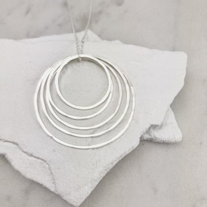 Sterling Silver Five Circle Necklace, hammered circle necklace, karma necklace, circle necklace, eternity necklace, family necklace image 4