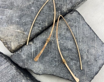 Hammered Gold Threader Earrings, minimalist earrings, delicate earrings, open hoops, dainty gold earrings, stick earrings, chevron earrings