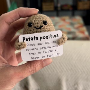 Patrón de crochet PDF + Carteles con mensajes Amigurumi patata positiva -3 archivos - Descargable - Regalo  - Nivel fácil - Principiantes