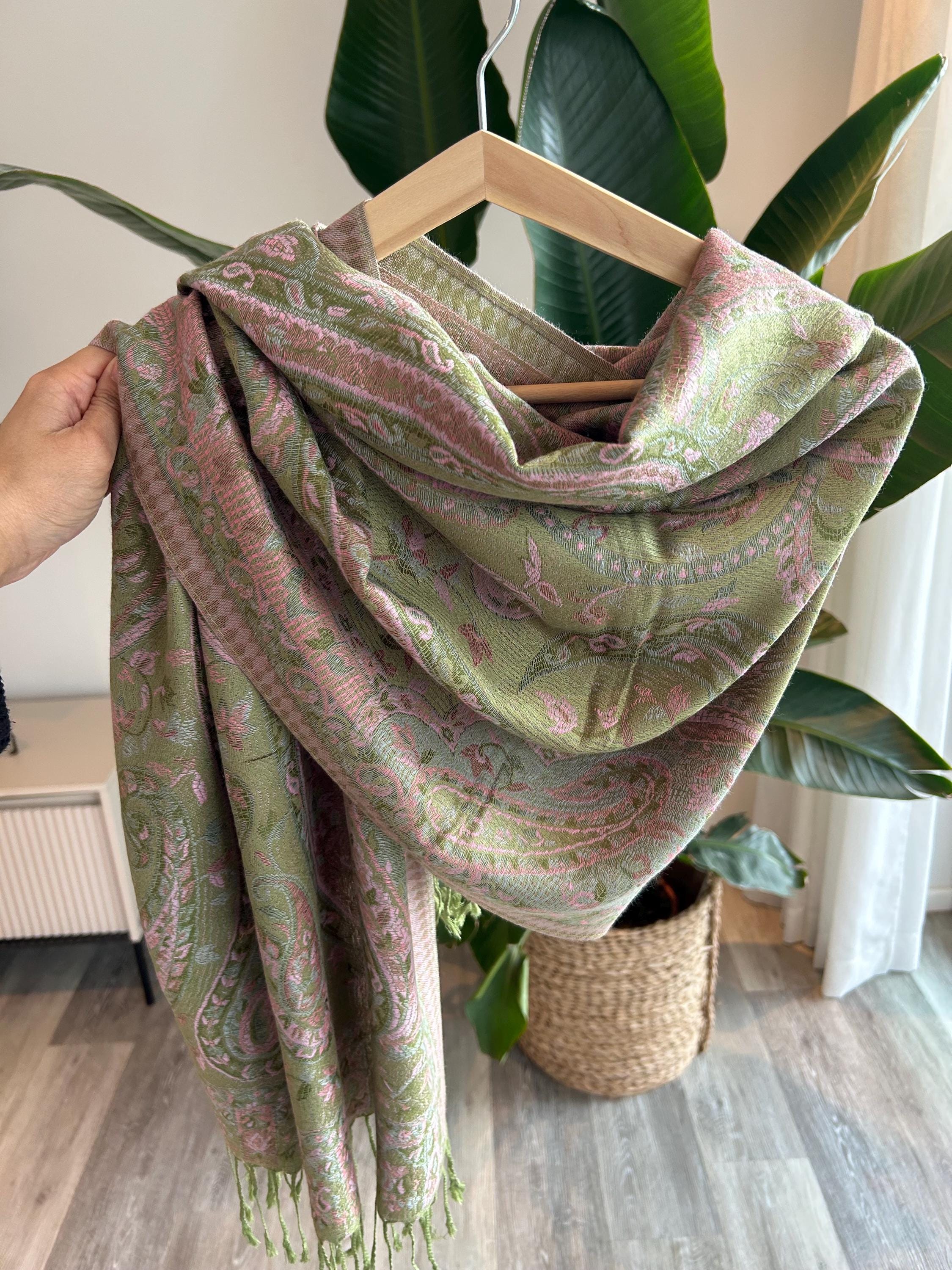 Silky Indian scarf made of high-quality viscose with paisley pattern, Pashmina Art, stole, gift idea, scarf, Mother's Day gift, shawl