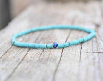 Turquoise beaded bracelet with lapis lazuli
