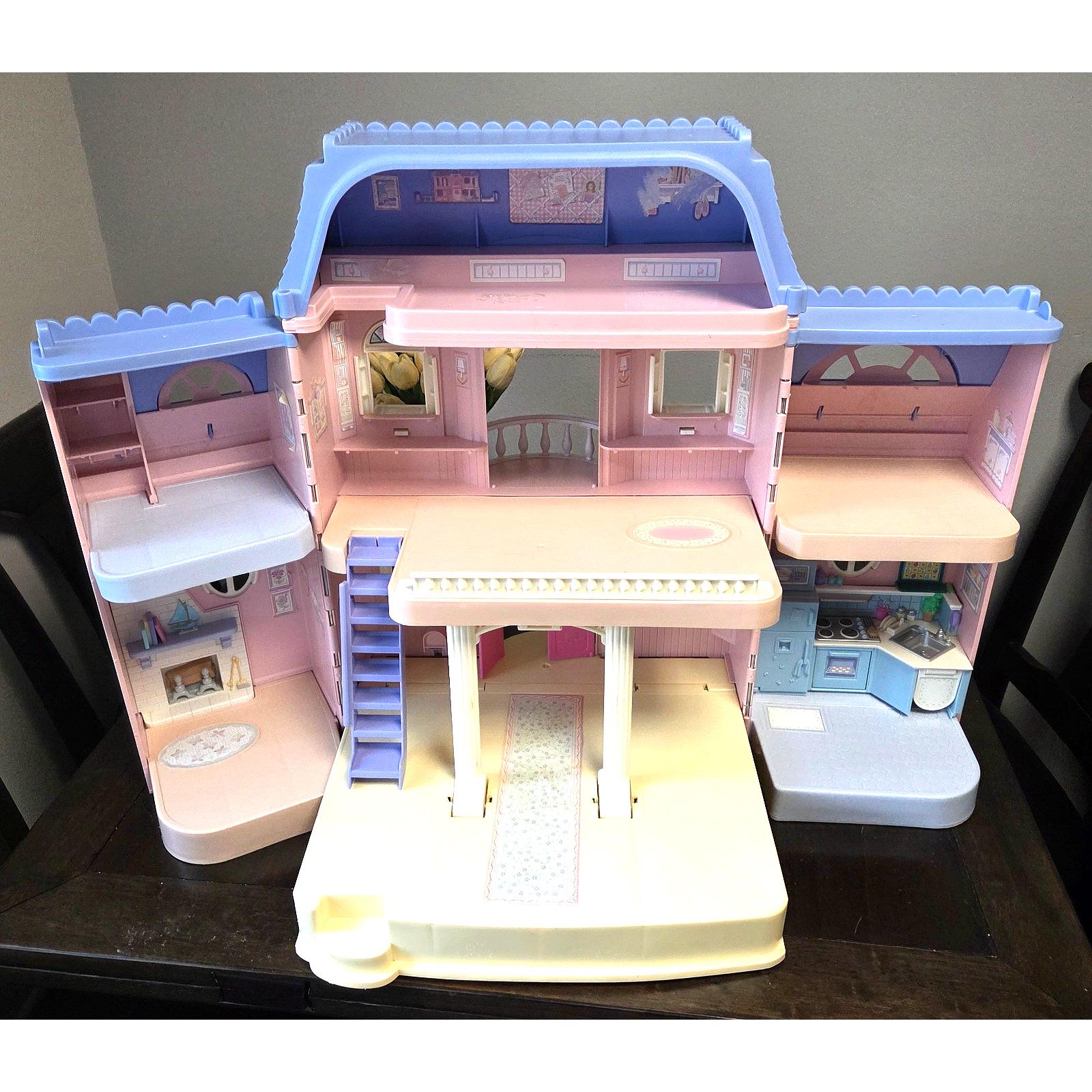 Vintage 2003 Fisherprice Loving Family Grand Folding Dollhouse