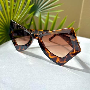 Angular Sunglasses - Etsy display picture 3