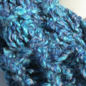 Mottled Ocean Blues Infinity Cowl Scarf Neck Warmer image 4