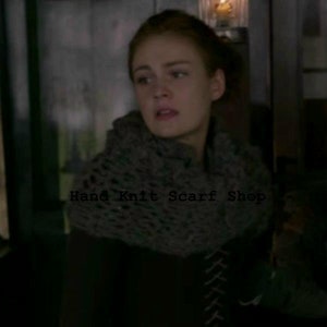 OUTLANDER inspired Scarf Claire image 5