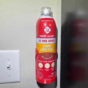 Wall Mount for First Alert EZ Fire Spray Fire Extinguisher image 4