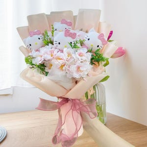 Kawaii Bouquet/Sanrio Kitties Bouquet/Hello Kitty Bouquet/Artificial Flowers – Perfect Gift for Valentine/Birthday,Graduation More/Cat/Dolls