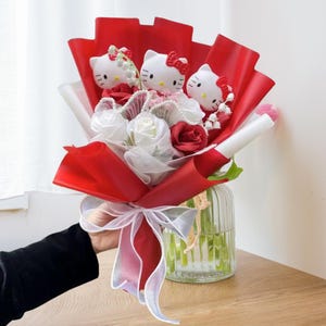 Kawaii Bouquet/Sanrio Kitties Bouquet/Hello Kitty Bouquet/Artificial Flowers – Perfect Gift for Valentine/Birthday,Graduation More/Cat/Dolls