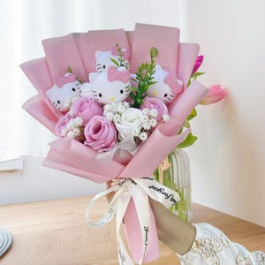 Kawaii Bouquet / Sanrio Kitties Bouquet / Hello Kitty Bouquet / künstliche Blumen - Perfektes Geschenk für Valentinstag / Geburtstag, Graduierung mehr / Katze / Puppen