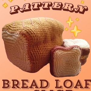 Puede incluir: Patrón de crochet PDF para una hogaza de pan y una rebanada. El patrón es para una hogaza de pan y una rebanada de pan de crochet. La hogaza es marrón y beige con una franja rosa. La rebanada es beige y blanca con un borde rosa.
