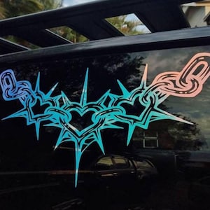 Adesivo con catena a forma di cuore gotico Y2K