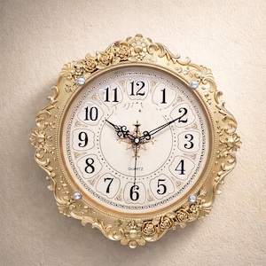 Reloj de pared bordado a mano, con detalles dorados, decoración retro.