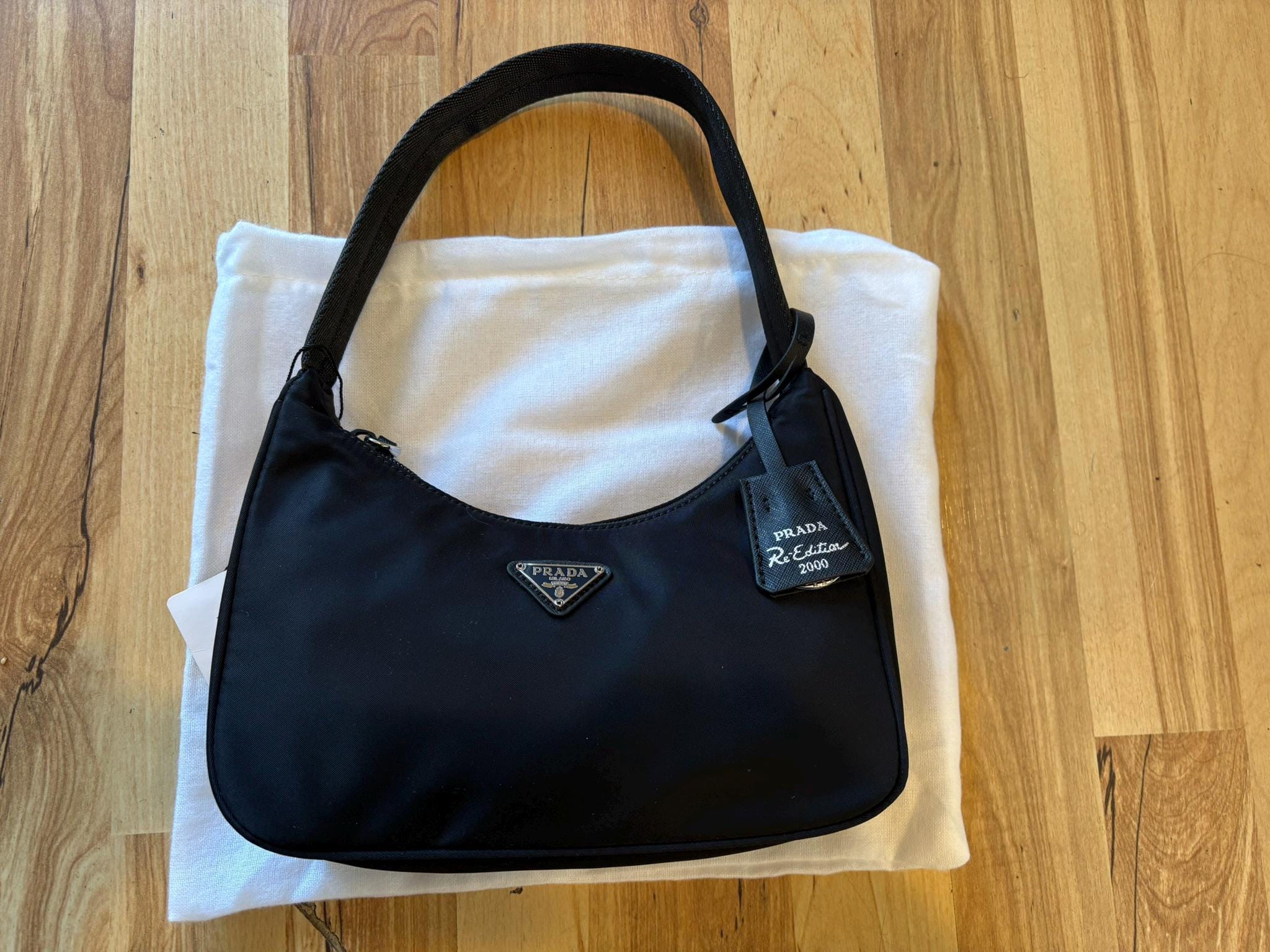 バッグ 2000s MIU MIU 2WAY SHOULDER BAG HAND BAG Miu Miu 2 Way Hand Bag Leather Shoulder Bag - OeD Vintage