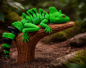 Articulated Basilisk Lizard (8 inches)