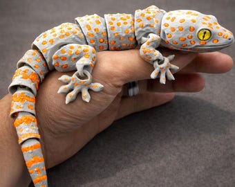 Articulated Tokay Gecko (8 inches)