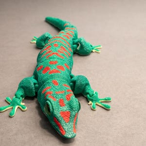 Gecko diurne géant articulé (7 pouces)