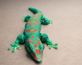 Articulating Giant Day Gecko (7 inches)