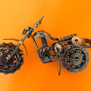 Upcycled Metal Motorcycle Sculpture: Industrial Home Decor Art