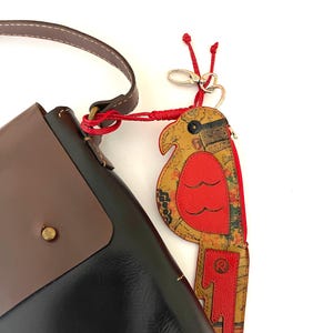 Handcrafted Leather Parrot Keychain: Coin Pocket, Made in Colombia
