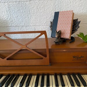 Dragon Book Holder image 3
