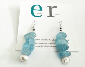 Simple aquamarine and freshwater pearl beaded dangle earrings