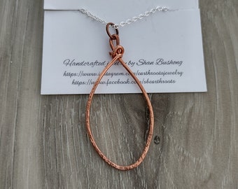 Minimalist style copper pendant necklace//copper pendant//copper jewelry//necklace