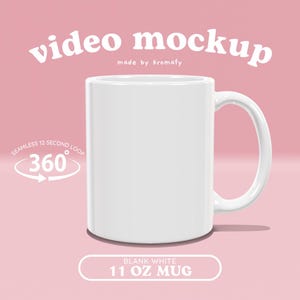 Puede incluir: Una maqueta de taza blanca de 11 onzas con un bucle de 360 grados sin costuras. La taza está sobre un fondo rosa.