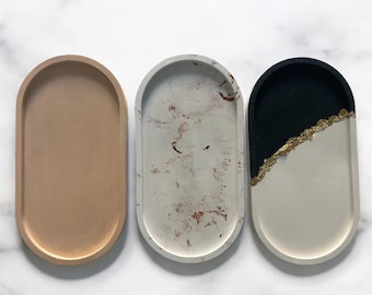 Vassoio ovale – Fatto a mano | Vassoio decorativo grezzo e minimalista | Svuota tasche di design