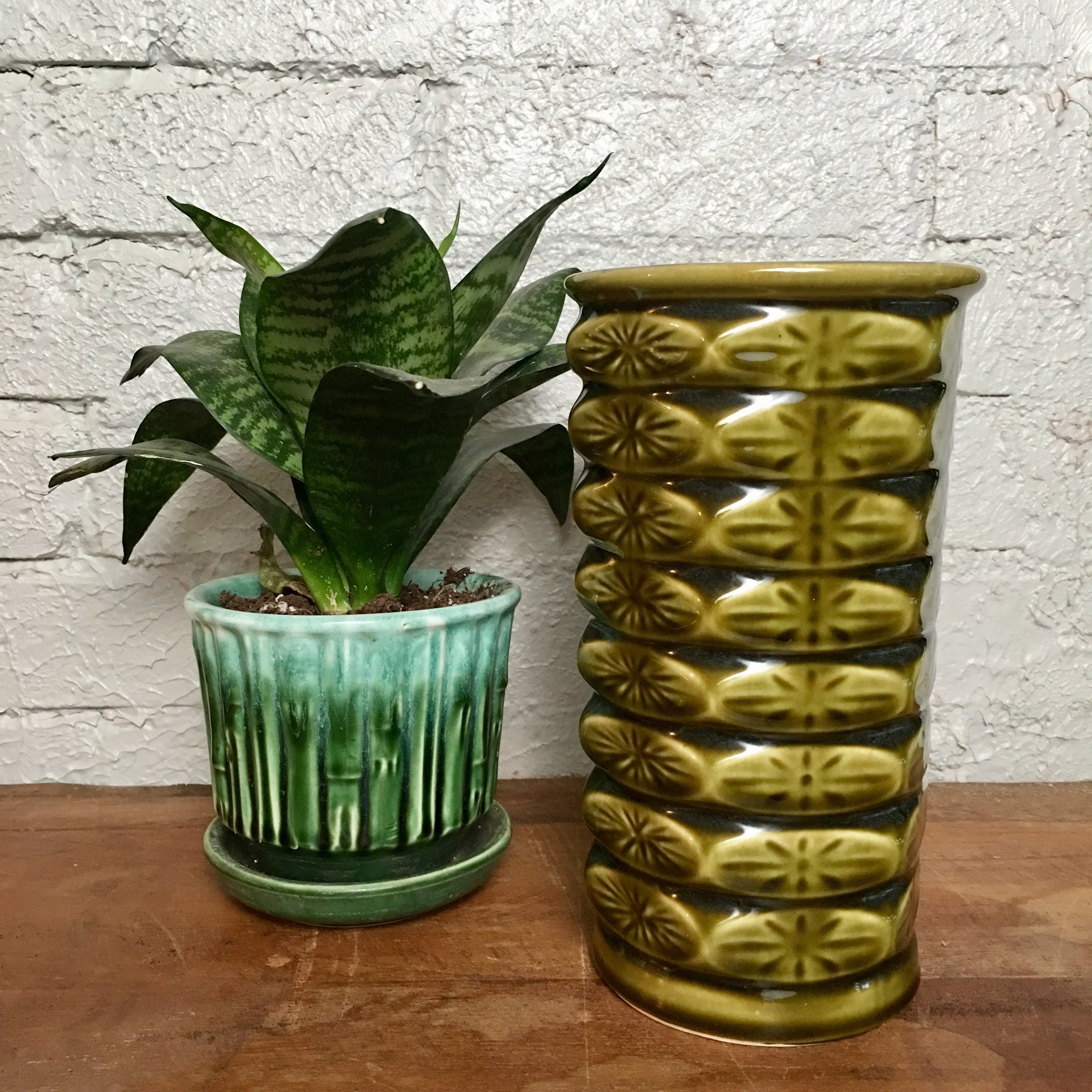 Vintage Mid Century Modern Ceramic Green Vase By Floraline Usa