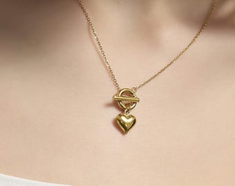 Knebel Halskette Gold Herz, Wasserfeste Statement Halskette, Valentinsgeschenk, Mamas Geschenk, Minimalistische Halskette, Arc&Aura NG011