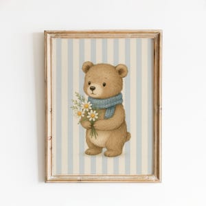 Vintage Bären Kinderzimmer Poster - Blauer Schal Teddybär mit Blumen Wandkunst