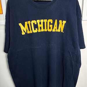 Vintage 00s Michigan State Wolverines Shirt size 2XL