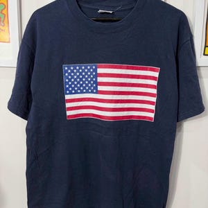 Vintage 00s USA Flag Shirt size L