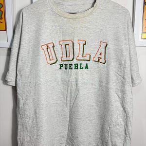 Vintage 00s UDLA Puebla Shirt size XL