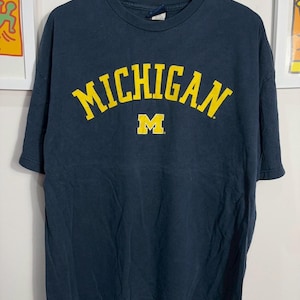 Vintage 00s Michigan State Wolverines Shirt size XL