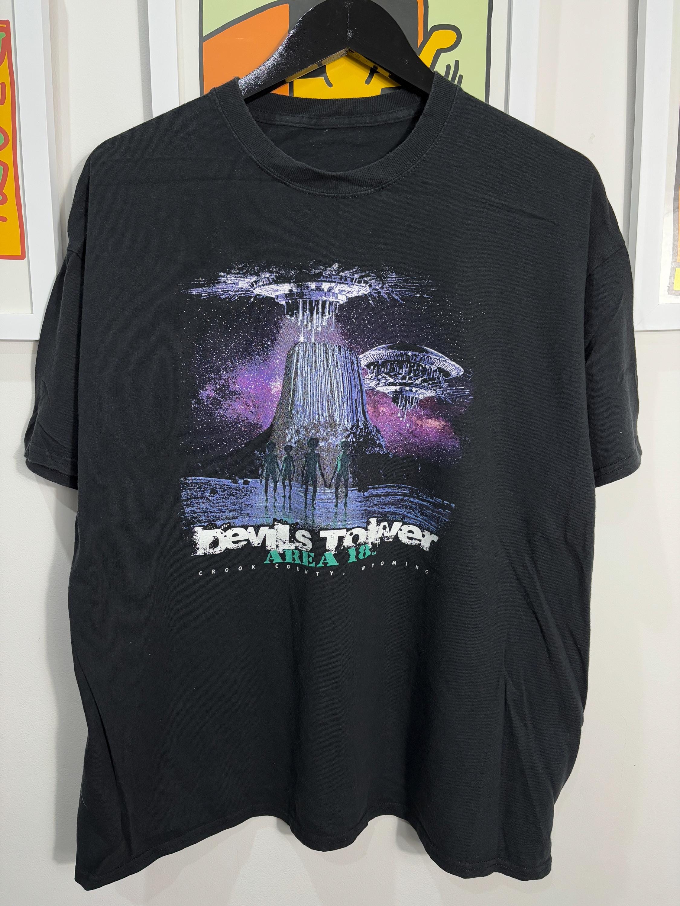 Vintage 00s Alien Devils Tower Shirt Size XL - Etsy